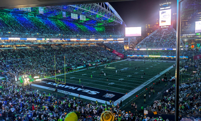 ¿Lambeau Field? No, Lumen Field pintado de amarillo - reddit