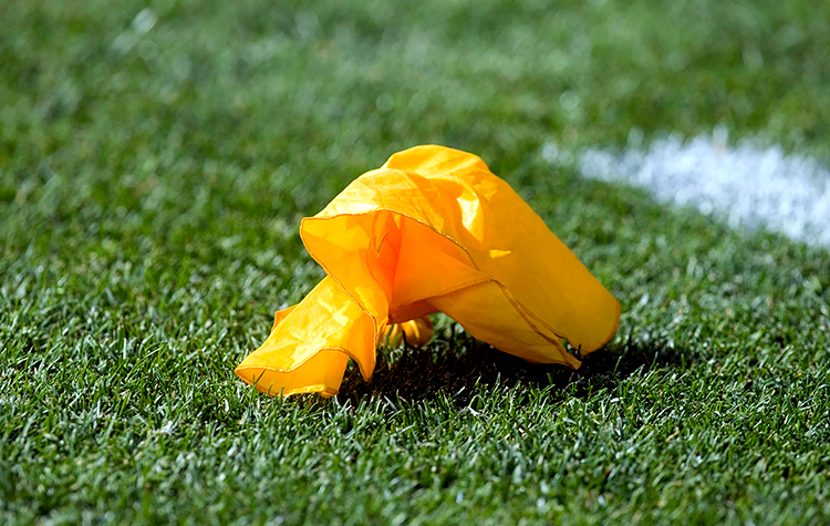 Ejemplificación de las mejores jugadas de Belton contra los Colts - yahoo sports