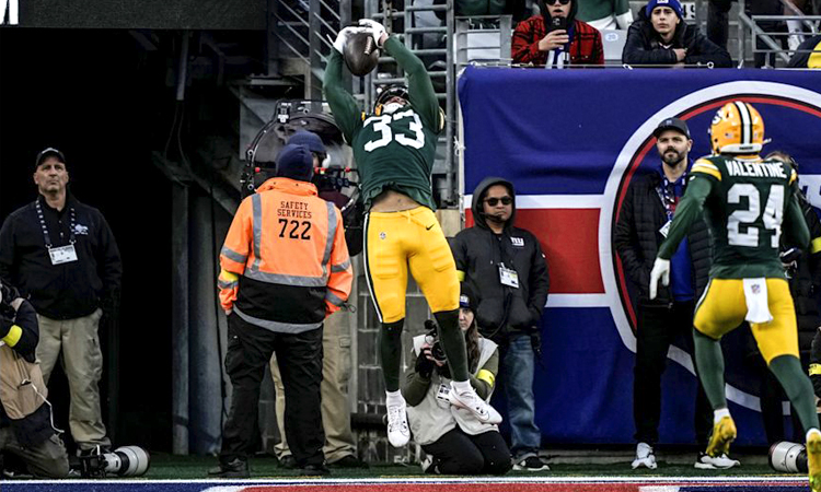 Diga 33. Interceptación. 33. Interceptación - packers.com