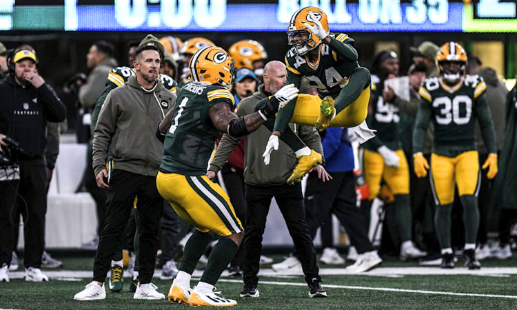 Tu amigo y vecino Valentineman - packers.com