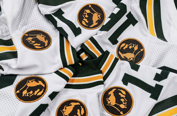 Parches especiales para el John Madden Thanksgiving Bowl - packers.com